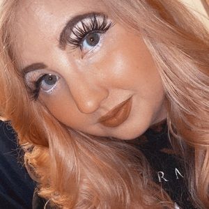 Meet your Posher, Elisabeth